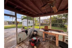 2401 Sw 50th Ter Fort Lauderdale, FL 33317 - MLS#A11914351