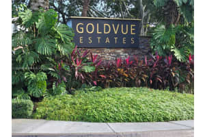 9518 Nw 47th Ter Doral, FL 33178 - MLS#A11914356