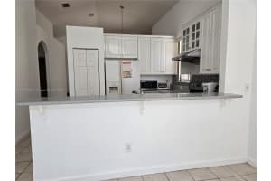 9518 Nw 47th Ter Doral, FL 33178 - MLS#A11914356