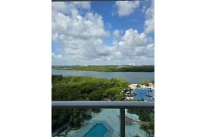 100 Bayview Dr 1420, Sunny Isles Beach