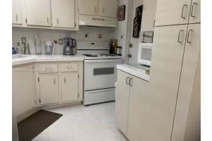 4200 Nw 3rd Ct 327 Plantation, FL 33317 - MLS#A11914366