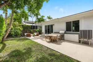 9025 Dickens Ave Surfside, FL 33154 - MLS#A11914367