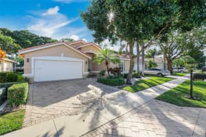 7390 Lugano Dr, Boynton Beach