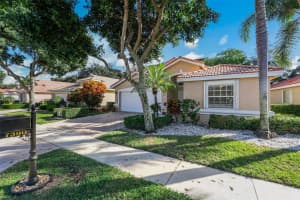 7390 Lugano Dr Boynton Beach, FL 33437 - MLS#A11914370