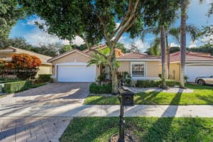 7390 Lugano Dr Boynton Beach, FL 33437 - MLS#A11914370