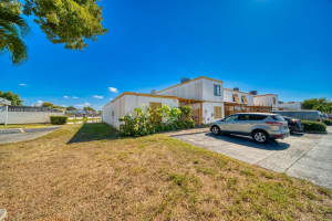 1207 Sw 131st Place Cir W Miami, FL 33184 - MLS#A11914379