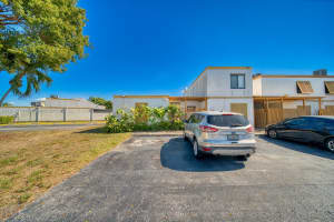 1207 Sw 131st Place Cir W Miami, FL 33184 - MLS#A11914379