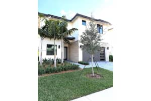 1438 Sw 23rd St Fort Lauderdale, FL 33311 - MLS#A11914418