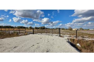 16525 Nw 260 St Okeechobee, FL 34972 - MLS#A11914472