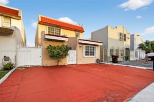 4291 W 10th Ct Hialeah, FL 33012 - MLS#A11914513