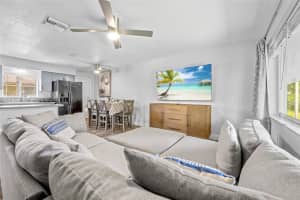 1208 Ne 5th Ave 3 Fort Lauderdale, FL 33304 - MLS#A11914535