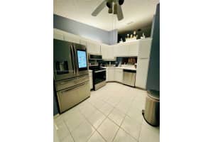 1025 Green Pine Blvd B West Palm Beach, FL 33409 - MLS#A11914583