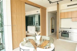 1040 Biscayne Blvd 2905 Miami, FL 33132 - MLS#A11914584