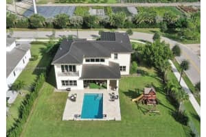 MLS# A11914585, Davie, Florida 33314