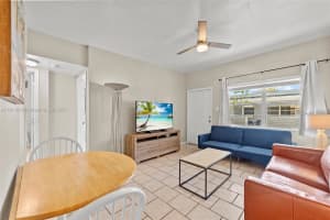 1127 Ne 5th Ave 4 Fort Lauderdale, FL 33304 - MLS#A11914608