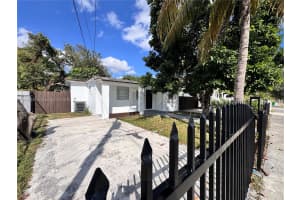 2381 Nw 153rd St Miami Gardens, FL 33054 - MLS#A11914639