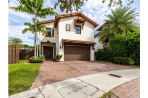 8777 Nw 102nd Ct Doral, FL 33178 - MLS#A11914647