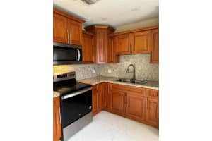 6235 Dawson St #2, Hollywood, FL 33023, - MLS#A11914678