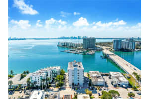 2016 Bay Dr 904, Miami Beach 2016 Bay Dr 904, Miami Beach