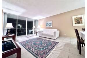 3475 N Country Club Dr 610 Aventura, FL 33180 - MLS#A11914704