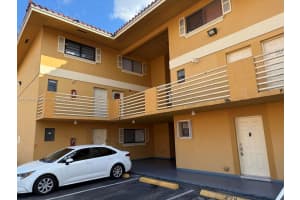 MLS# A11914746, Hialeah Gardens, Florida 33016