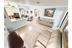 7196 Ashmont Cir 212 Tamarac, FL 33321 - MLS#A11914767