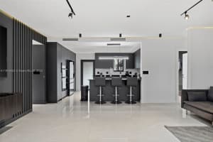 1101 N 14th Ave Hollywood, FL 33020 - MLS#A11914833