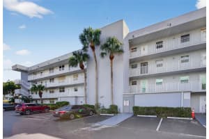115 Royal Park Drive 2c, Oakland Park, Fl 33309, Oakland Park