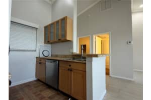 2831 N Oakland Forest Dr APT 304, Oakland Park, FL 33309, - MLS#A11914880