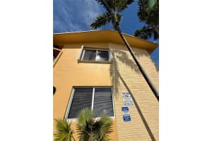 1733 Mayo St APT 9, Hollywood, FL 33020, - MLS#A11914897