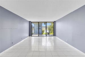 16100 Golf Club Rd 101 Weston, FL 33326 - MLS#A11914900