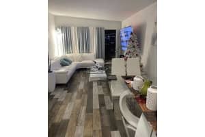 2125 Nw 126th St, Miami