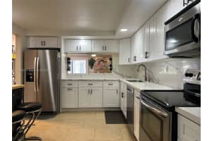 9894 Fairway Cove Lane, Plantation, FL 33324 - MLS#A11914931