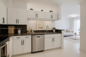 17150 N Bay Rd APT 2320, Sunny Isles Beach, FL 33160, - MLS#A11914955