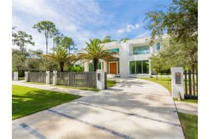 6720 SW 98th St, Pinecrest, FL 33156, - MLS#A11914963