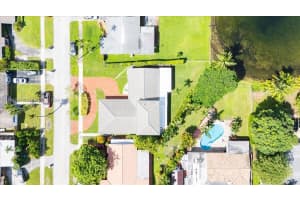 1961 NE 188th St, Miami, FL 33179, - MLS#A11914967