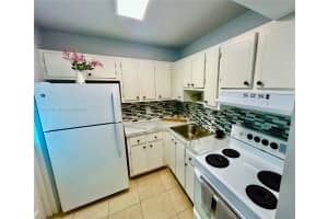 2213 Ne 1st Ct 203 Boynton Beach, FL 33435 - MLS#A11915063