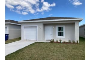 1481 Las Villas Blvd, Sebring, FL 33870, - MLS#A11915083