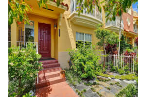 1617 Harrison St Hollywood, FL 33020 - MLS#A11915093