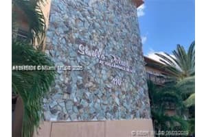 110 SE 2nd St APT 200, Hallandale Beach, FL 33009, - MLS#A11915101