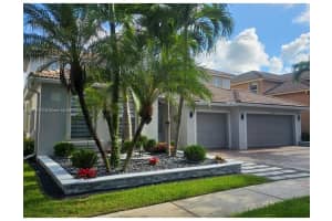 19179 S Gardenia Ave Weston, FL 33332 - MLS#A11915175