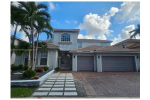 19179 S Gardenia Ave Weston, FL 33332 - MLS#A11915175