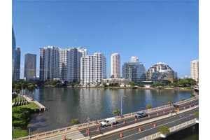 801 Brickell Bay Dr APT 671, Miami, FL 33131, - MLS#A11915197