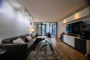 16100 Golf Club Rd 202 Weston, FL 33326 - MLS#A11915206