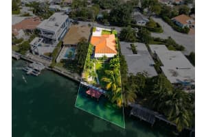 9316 Bay Dr Surfside, FL 33154 - MLS#A11915224