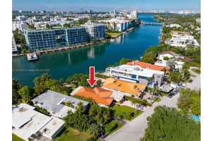 9316 Bay Dr Surfside, FL 33154 - MLS#A11915224