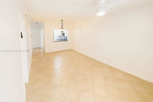 1100 Pine Dr 106, Pompano Beach