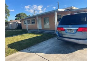 3920 Nw 175th St Miami Gardens, FL 33055 - MLS#A11915326