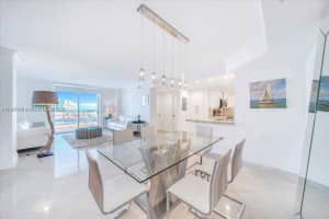 701 Brickell Key Blvd APT 2111, Miami, FL 33131, - MLS#A11915340