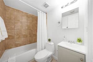 480 Nw 24th Ave 08 Fort Lauderdale, FL 33311 - MLS#A11915349